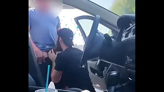 Cruising mamando verga